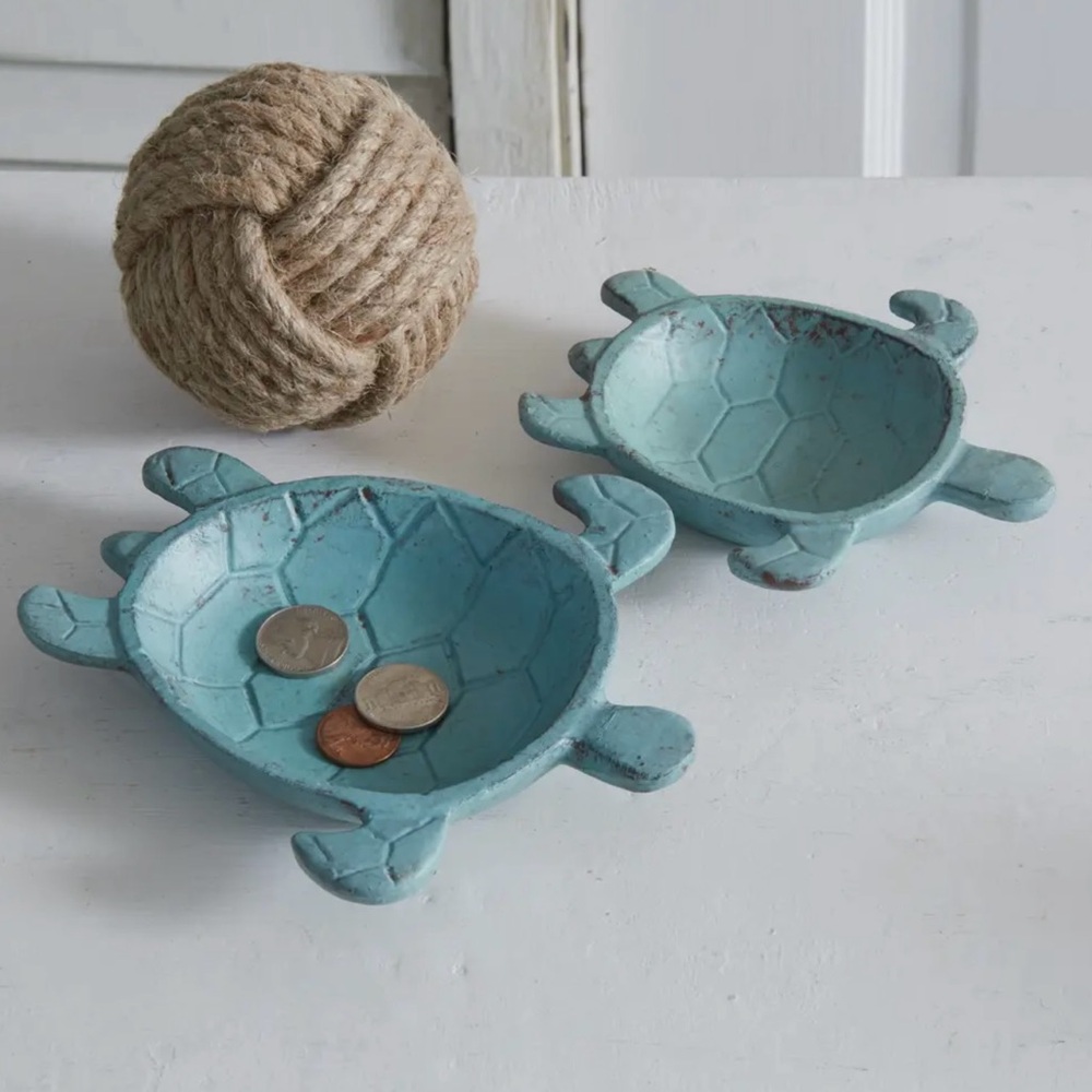 NWT Set of 2 Coastal Sea Turtle Decorative Trinket Dishes! Stackable! NEW!